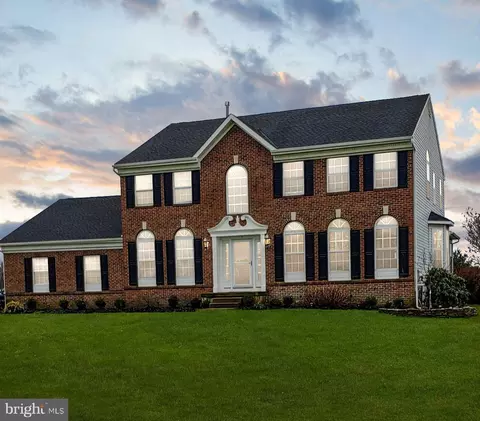 14 Livingston Ln, Lumberton, NJ 08048