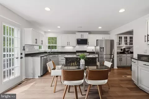 Kitchen - 202 Nathan, Cinnaminson, NJ 08077 photo 4 of 5
