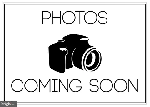 319 Seminole Trl, Browns Mills, NJ 08015