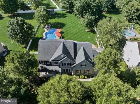 22 Shamrock Rd, Lumberton, NJ 08048