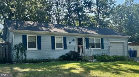 39 Teaberry St, Browns Mills, NJ 08015