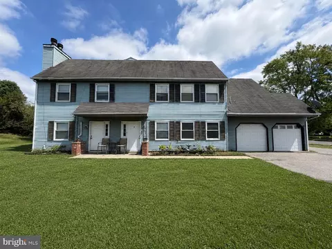 164 Willow Turn Turn, Mount Laurel, NJ 08054