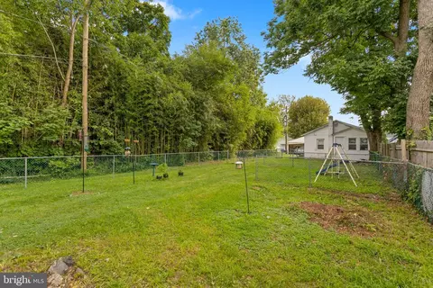 Exterior - 222 Washington St, Fieldsboro, NJ 08505 photo 7 of 7