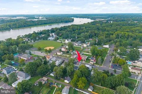View/Area - 222 Washington St, Fieldsboro, NJ 08505 photo 11 of 11