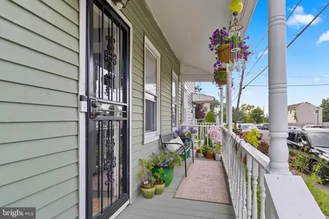 Exterior - 222 Washington St, Fieldsboro, NJ 08505 photo 3 of 7