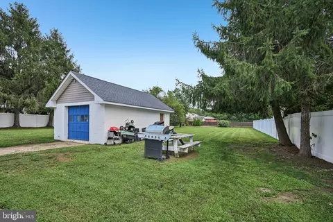 Exterior - 36 County Ave, Maple Shade, NJ 08052 photo 5 of 7