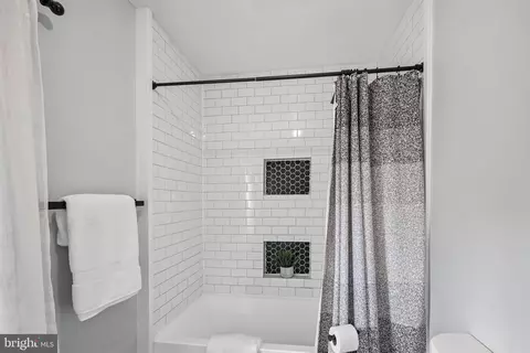 Bath - 36 County Ave, Maple Shade, NJ 08052 photo 2 of 3