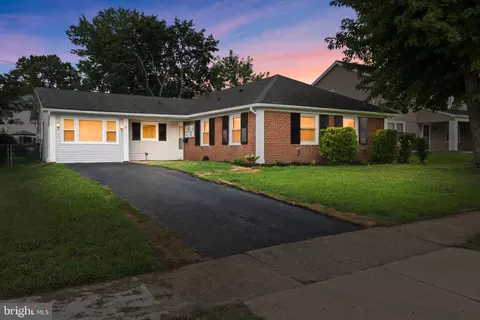 56 Marboro Ln, Willingboro, NJ 08046