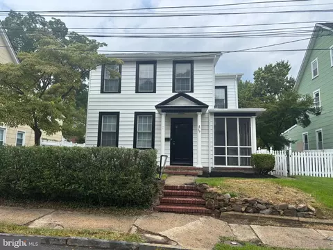 113 Pearl St, Mount Holly, NJ 08060