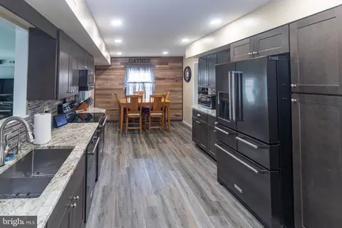 Entry Way - 76 Dover Rd, Westampton, NJ 08060 photo 1 of 1