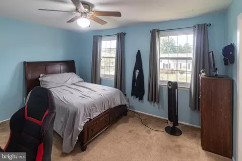 Bedroom - 76 Dover Rd, Westampton, NJ 08060 photo 4 of 5