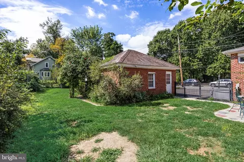 Exterior - 77 E Main St, Marlton, NJ 08053 photo 8 of 9