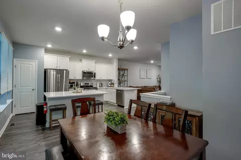104 Levis Dr, Mount Holly, NJ 08060