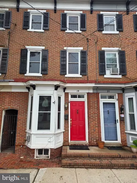 19 Crosswicks St, Bordentown, NJ 08505