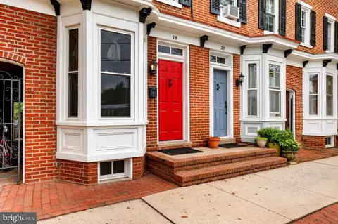 19 Crosswicks St, Bordentown, NJ 08505