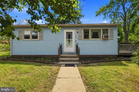 301 Wichita Trl, Browns Mills, NJ 08015