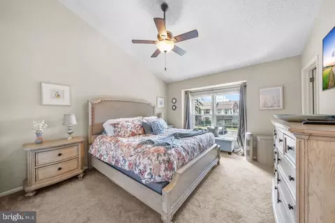 Bedroom - 205 Royal Dr, Evesham, NJ 08053 photo 2 of 7