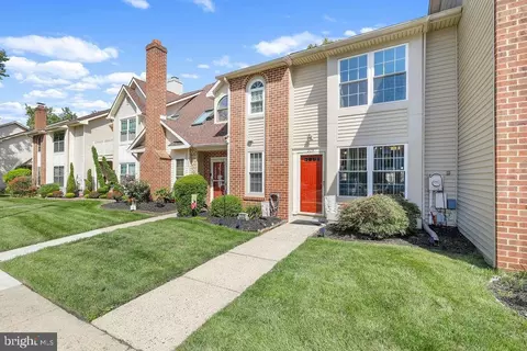 Exterior - 205 Royal Dr, Evesham, NJ 08053 photo 2 of 6