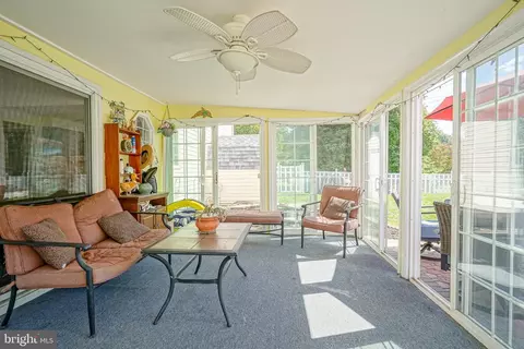 Exterior - 154 Forge Rd, Delran, NJ 08075 photo 5 of 8
