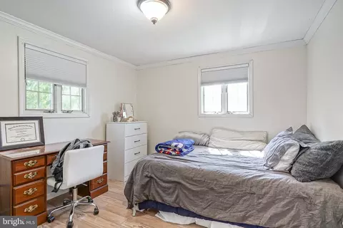 Bedroom - 154 Forge Rd, Delran, NJ 08075 photo 6 of 7