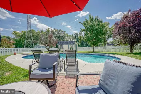 Exterior - 154 Forge Rd, Delran, NJ 08075 photo 8 of 8