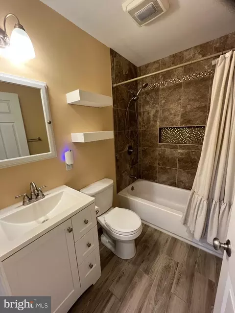 Bath - 23 Paul Rd, Maple Shade, NJ 08052 photo 1 of 4
