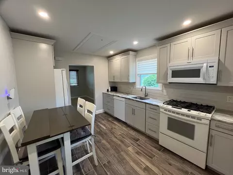 Kitchen - 23 Paul Rd, Maple Shade, NJ 08052 photo 4 of 4
