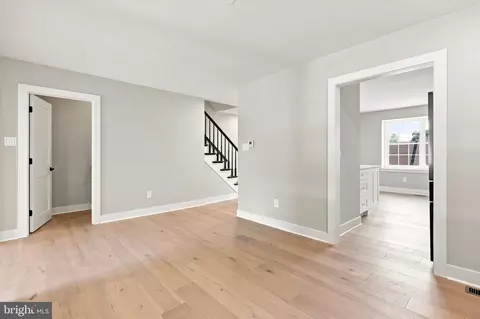 Entry Way - 633 E Main St #B7, Moorestown, NJ 08057 photo 3 of 5