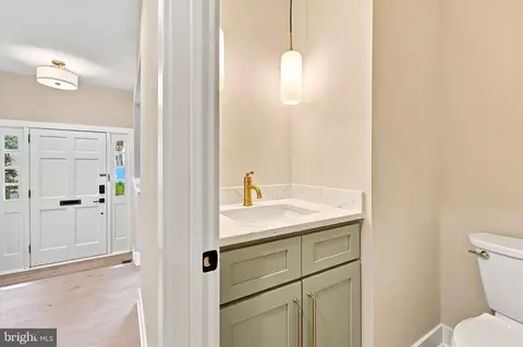 Entry Way - 633 E Main St #B7, Moorestown, NJ 08057 photo 5 of 5