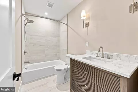 Bath - 633 E Main St #B7, Moorestown, NJ 08057 photo 1 of 3