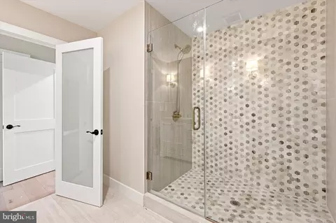 Bath - 633 E Main St #B7, Moorestown, NJ 08057 photo 2 of 3