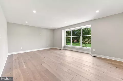 Living - 633 E Main St #B7, Moorestown, NJ 08057 photo 6 of 6