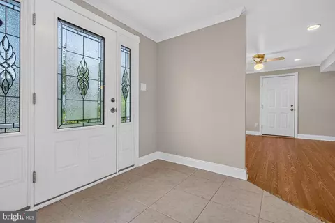 Entry Way - 26 Abington, Marlton, NJ 08053 photo 2 of 4