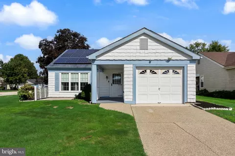 1 Westminster Dr S, Southampton, NJ 08088