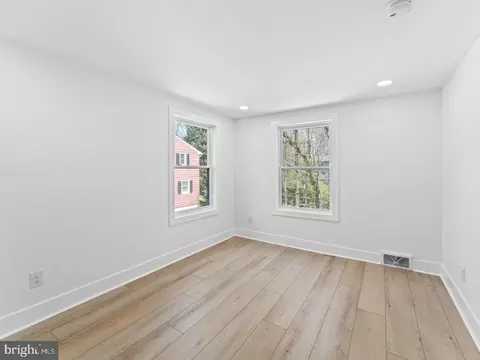 Bedroom - 3 Overbrook Cir, Moorestown, NJ 08057 photo 4 of 4