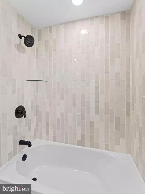 Bath - 3 Overbrook Cir, Moorestown, NJ 08057 photo 5 of 5