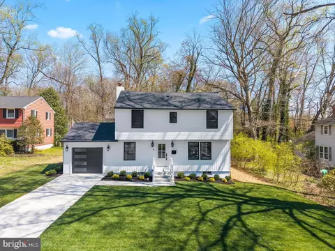 Exterior - 3 Overbrook Cir, Moorestown, NJ 08057 photo 8 of 9