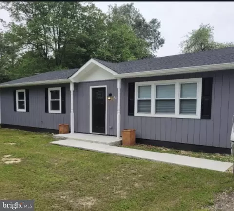 40 Yarrow St, Browns Mills, NJ 08015