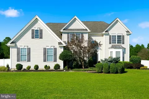 43 Oxford Cir, Southampton, NJ 08088