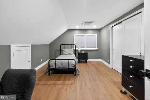 Bedroom - 10 E Sutton Ave, Moorestown, NJ 08057 photo 7 of 9