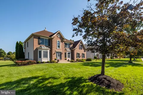Exterior - 40 Sorrel Run, Mount Laurel, NJ 08054 photo 3 of 8
