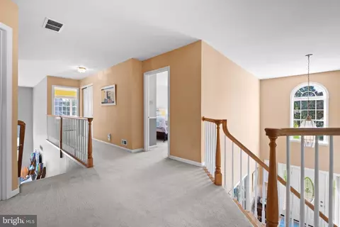 Entry Way - 40 Sorrel Run, Mount Laurel, NJ 08054 photo 5 of 6