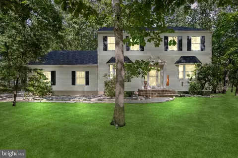 14 Wethersfield Dr, Medford, NJ 08055