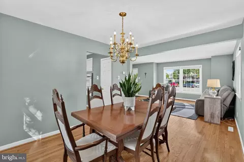 Dining - 309 Ithaca Ct, Delran, NJ 08075 photo 1 of 2