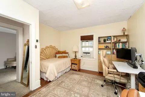 Bedroom - 303 Van Sciver St, Beverly, NJ 08010 photo 4 of 8