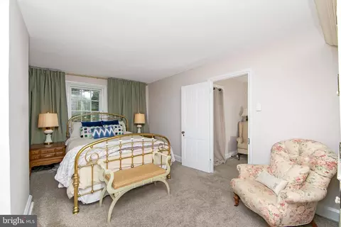 Bedroom - 303 Van Sciver St, Beverly, NJ 08010 photo 3 of 8