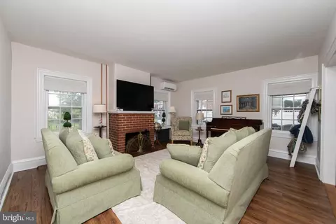 Other - 303 Van Sciver St, Beverly, NJ 08010 photo 4 of 13
