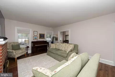 Other - 303 Van Sciver St, Beverly, NJ 08010 photo 3 of 13