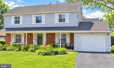 14 Melrose Ln, Willingboro, NJ 08046