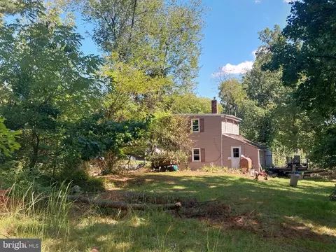 16 Springfield Rd, Wrightstown, NJ 08562 photo 2